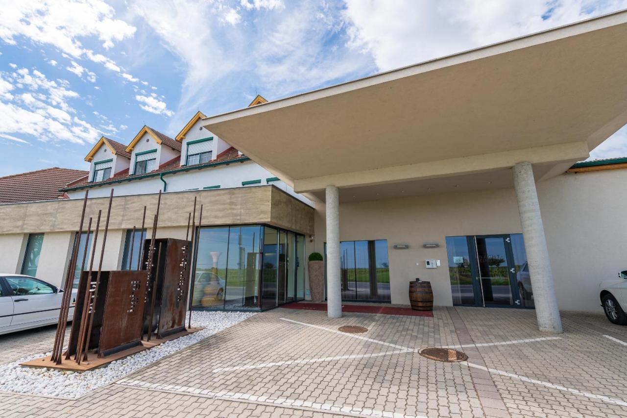 Hotel Nationalpark Illmitz Dış mekan fotoğraf